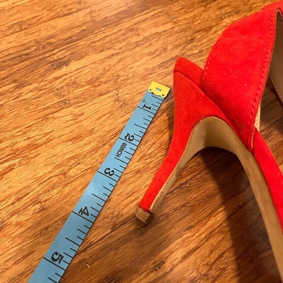Zara red pointy toe sandals with wide ankle strap and stiletto heels. Size 6.5 - Picture 14 of 15